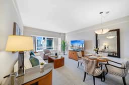 Miami Getaway! 1BR Oasis w Parking & View - Image 2