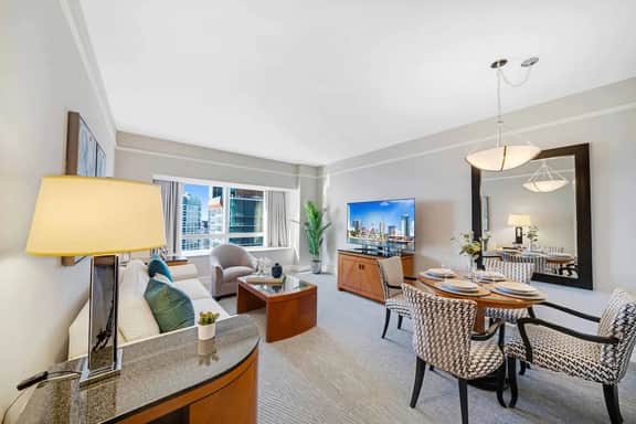 Miami Getaway! 1BR Oasis w Parking & View - Image 2