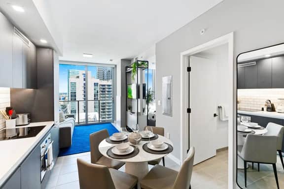 Ocean Views! Studio w Pool Access & Balcony - Image 4
